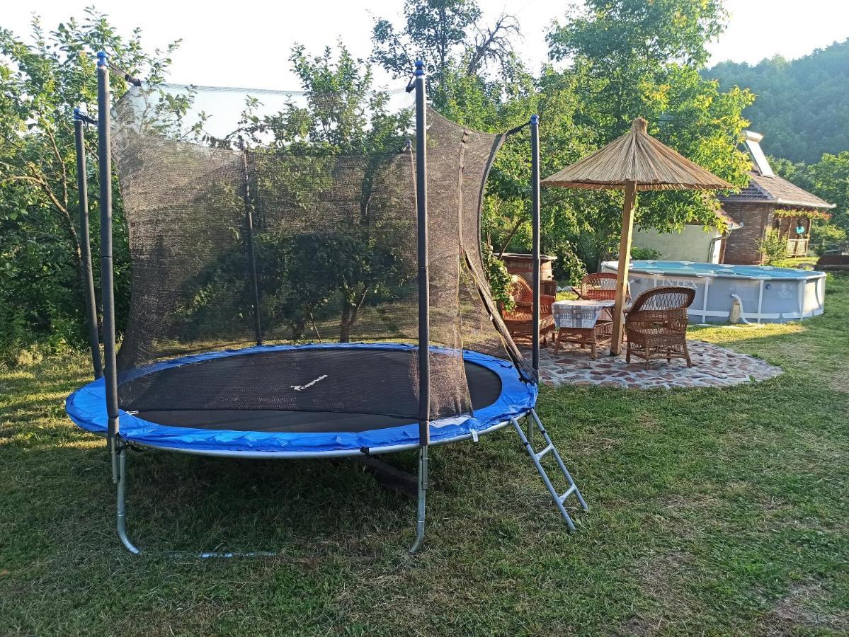 Seosko Domacinstvo „Gabar” Villa Custica Екстериор снимка
