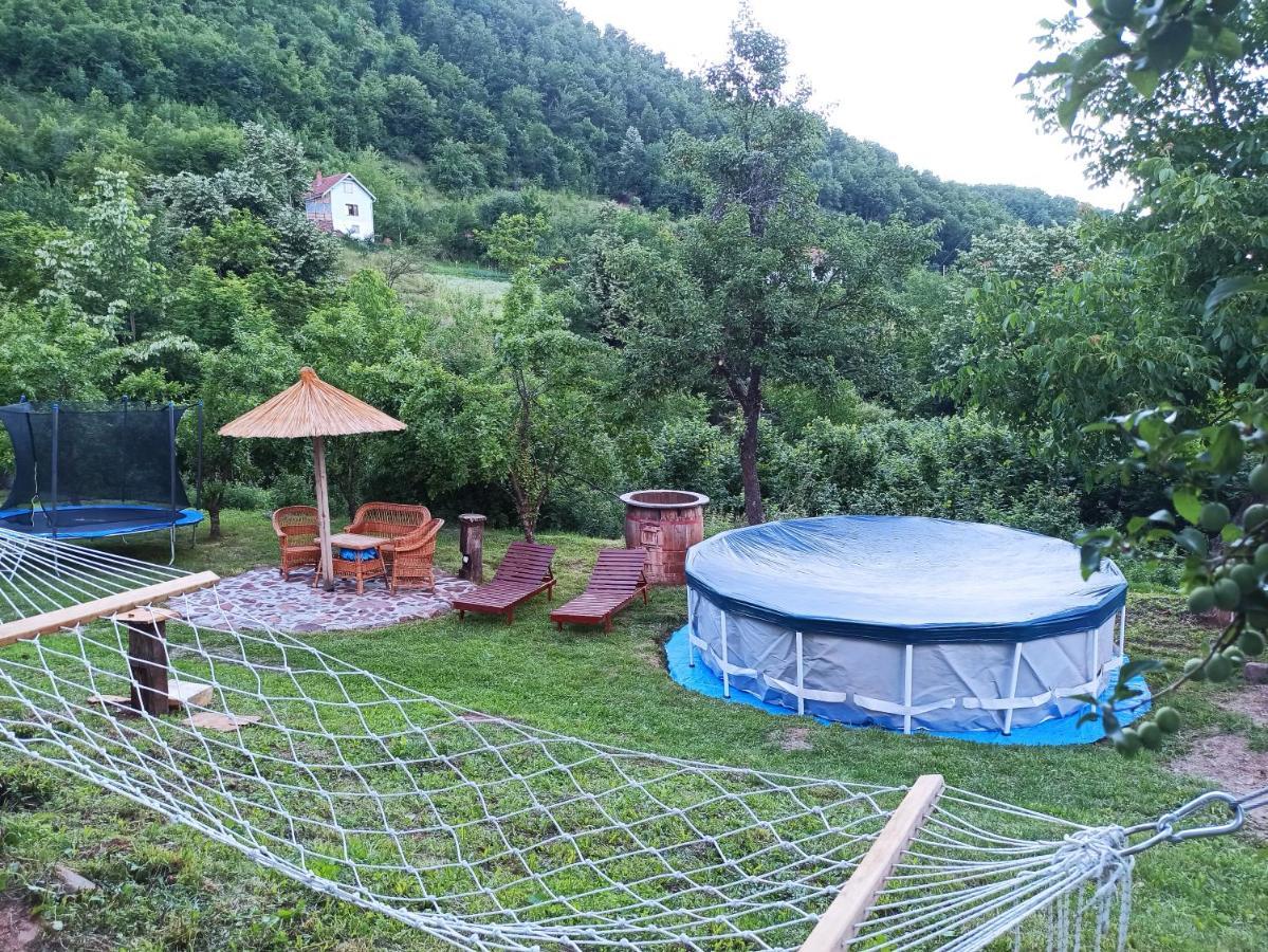 Seosko Domacinstvo „Gabar” Villa Custica Екстериор снимка