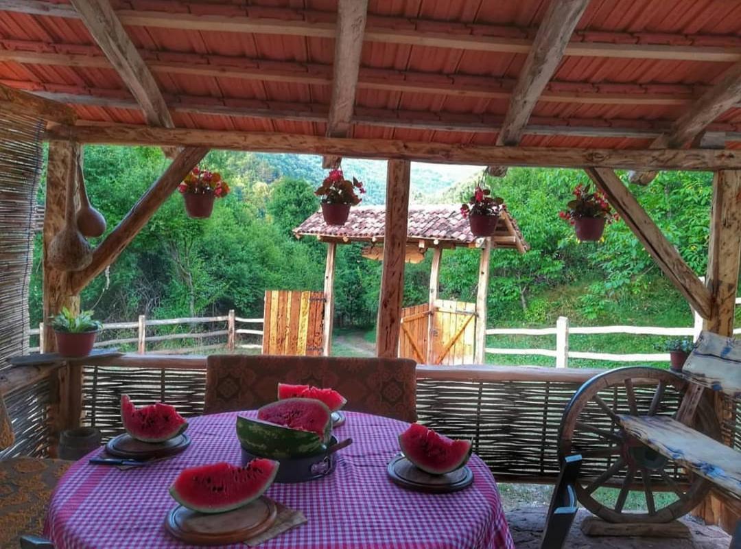 Seosko Domacinstvo „Gabar” Villa Custica Екстериор снимка